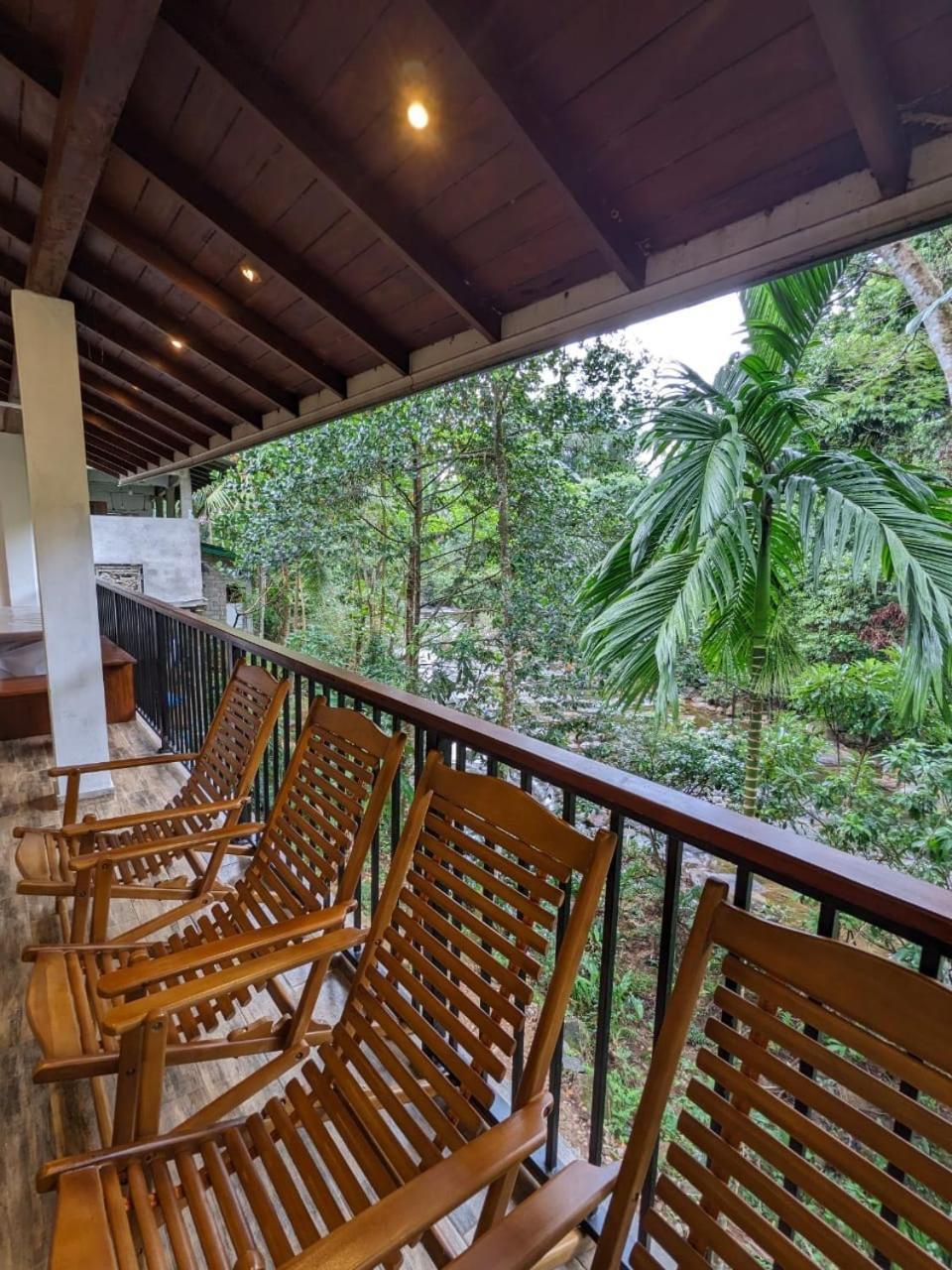 Old Bridge Riverside Hotel Kitulgala Luaran gambar